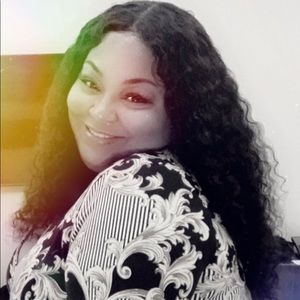 Meet your Posher, Jenny.